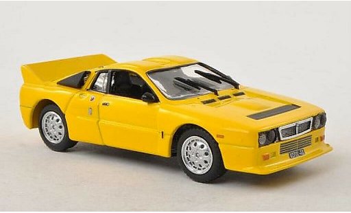 Lancia 37 Stradale 1/43 Vitesse geel 1982 modelauto
