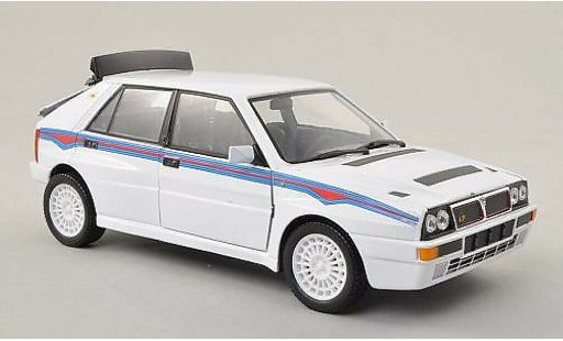 Lancia Delta HF Integrale Evoluzione II 1/24 Burago EVO 2 wit met Dekor modelauto
