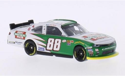 Modelauto Chevrolet Camaro RS No.88 JR Motorsports Hunt Brothers Pizza Nascar 2016 K.Harvick 1/64 Lionel Racing