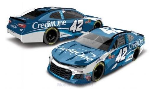 Modelauto Chevrolet Camaro RS ZL1 No.42 Chip Ganassi Racing CreditOne Bank Nascar 2018 K.Larson 1/64 Lionel Racing