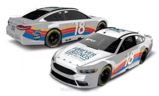 Modelauto Ford Fusion Nascar No.18 Hall Of Fame 2018 Class of 2018 1/64 Lionel Racing
