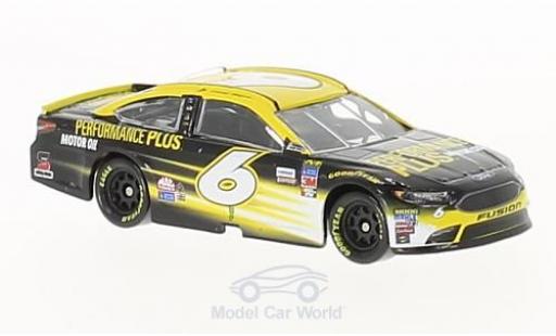 Modelauto Ford Fusion Nascar No.6 Roush Fenway Racing Performance Plus 2017 T.Bayne 1/64 Lionel Racing