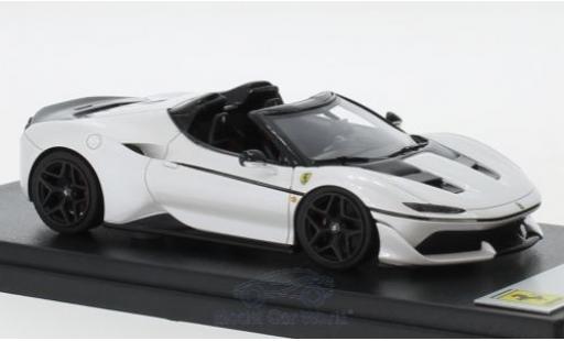 Modelauto Ferrari J50 Roadster metallic wit 2016 1/43 Look Smart