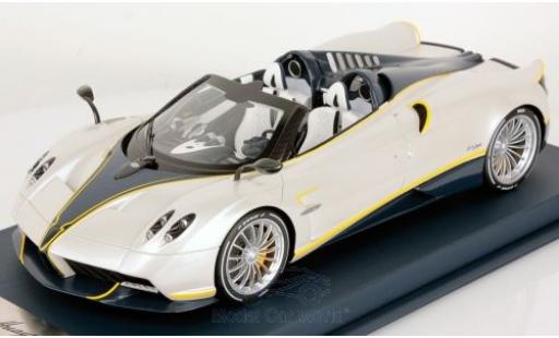 Modelauto Pagani Huayra R Roadster wit/zwart 2017 Gyrfalcon 1/18 Look Smart