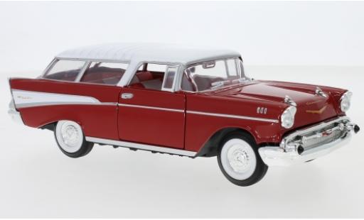 Modelauto Chevrolet Nomad Station Wagon rood/wit 1957 1/43 Lucky Die Cast
