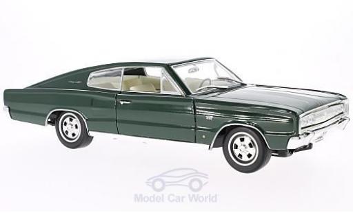 Modelauto Dodge Charger 1966 groen 1/18 Lucky Die Cast