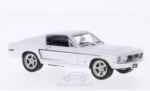 Modelauto Ford Mustang Fastback 2+2 wit 1968 1/43 Lucky Die Cast