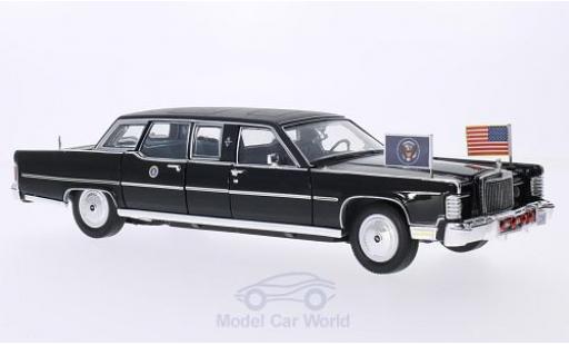 Modelauto Lincoln Continental Reagan Car zwart 1972 1/24 Lucky Die Cast
