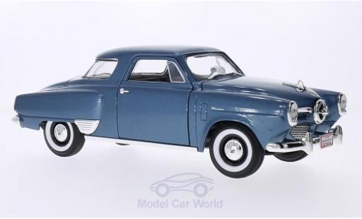Modelauto Studebaker Champion 1950 metallic blauw 1/18 Lucky Die Cast