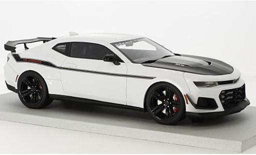 Modelauto Chevrolet Camaro ZL1 1LE Hennessey Exorcist wit 1/18 Lucky Step Models