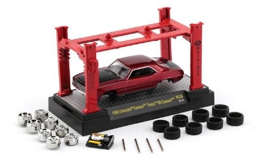 Modelauto Chevrolet Camaro tuning metallic rood/mat-zwart 1969 Foose 69 avec Hebeb&Atilde;&frac14;hne et 2 Rads&Atilde;&curren;tzen 1/64 M2 Machines