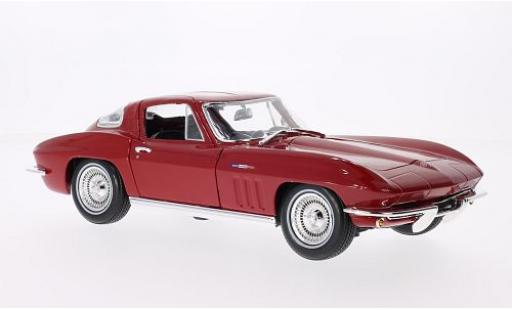 Modelauto Chevrolet Corvette Stingray rood 1965 1/18 Maisto
