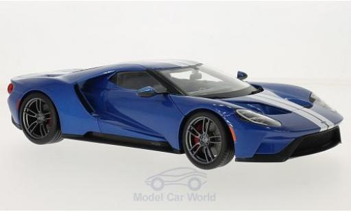 Modelauto Ford GT Berlinetta metallic blauw/wit 2015 1/18 Maisto