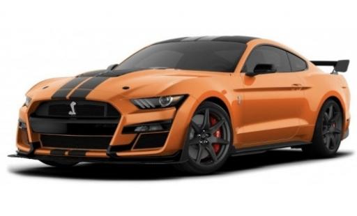 Modelauto Ford Mustang Shelby GT500 oranje/mat-zwart 2020 1/18 Maisto