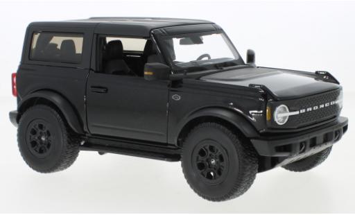 Modelauto Ford Bronco Wildtrak zwart 2021 1/18 Maisto