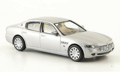 Maserati Quattroporte Base 1/87 Ricko grijs 2003 modelauto