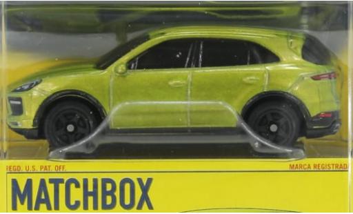 Modelauto Porsche Cayenne Turbo metallic groen 1/64 Matchbox