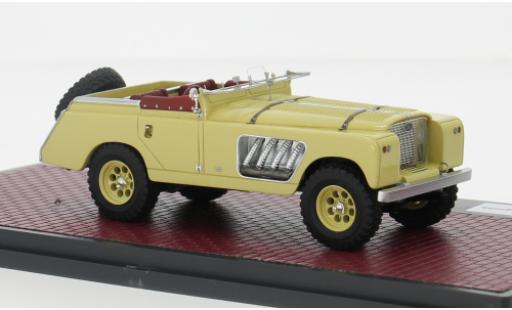 Modelauto Land Rover 109 Bell Aurens Longnose geel 2008 1/43 Matrix