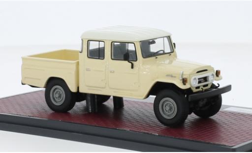 Modelauto Toyota Land Cruiser HJ45 Crew Cab beige/wit 1/43 Matrix