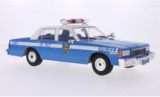 Modelauto Chevrolet Caprice Classic Sedan blauw Politie 1985 les portes et capos ferm&Atilde;&copy; 1/18 MCG