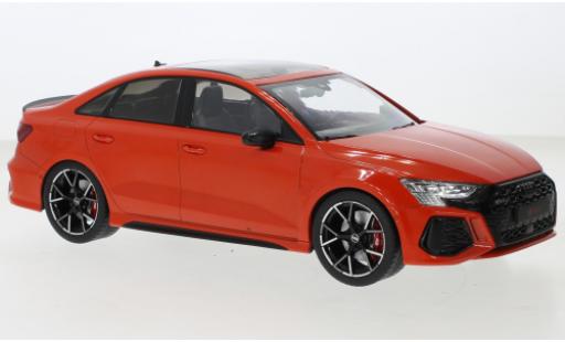 Modelauto Audi RS3 berline Sedan rood 2022 1/18 MCG