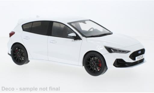 Modelauto Ford Focus ST Track Pack wit 2022 1/18 MCG