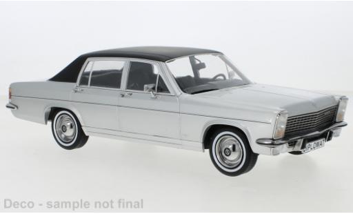 Modelauto Opel Diplomat B Base B d/mate-zwart 1972 1/18 MCG