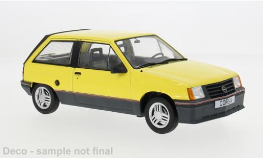 Modelauto Opel Corsa A SR A geel 1983 1/18 MCG