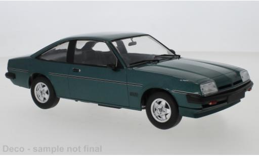 Modelauto Opel Manta B 400 B wit 1980 Exklusiv Model Car World 1/18 MCG