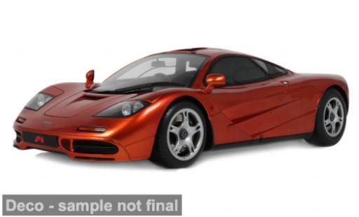 Modelauto McLaren F1 Road Car Roadcar oranje/zwart 1992 1/18 GT Spirit