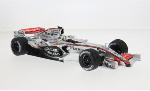 Modelauto Mercedes CLA 2006 McLaren MP4/21 formule 1 2006 Team McLaren #4 J-P.Montoya 1/18 Minichamps