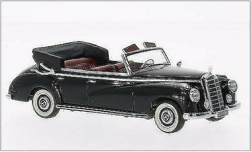 Mercedes 300 Cabriolet 1/43 Minichamps (W186) zwart 1952 modelauto