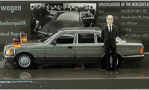 Mercedes 500 Base 1/43 Minichamps SEL (W126) Helmut Kohl 1989 modelauto