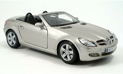 Mercedes Classe SLK Base 1/18 Maisto grijsgrijs open 2004 modelauto
