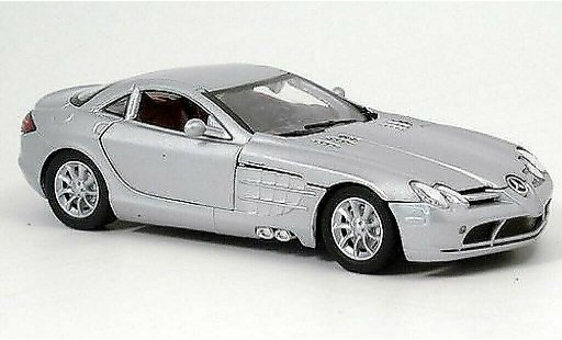 Mercedes SLR Base 1/24 Motormax McLaren grijs modelauto