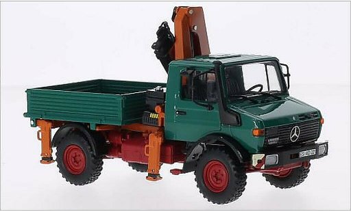 Mercedes Unimog Base 1/43 Minichamps 1300 L groen modelauto