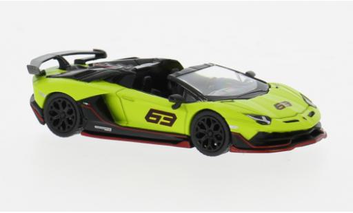 Modelauto Lamborghini Aventador SVJ 63 groen/zwart 2022 1/64 Mini GT