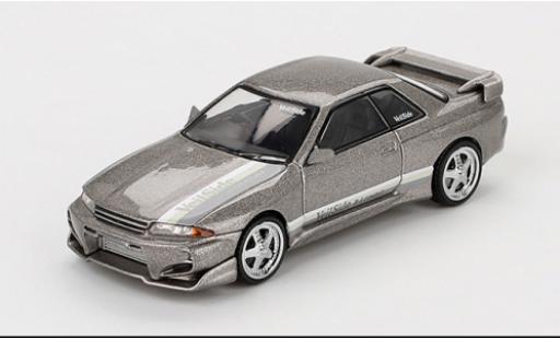 Modelauto Nissan Skyline R32 GT-R () VeilSide Combat C-I grijs 2011 1/64 Mini GT