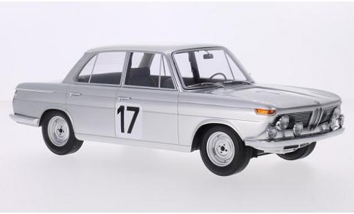 Modelauto Bmw 2000 ti No.17 24h Spa 1966 J.Ickx/A.Hahne 1/18 Minichamps