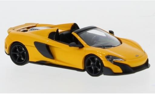 Modelauto McLaren 675 Spider LT metallic geel 2016 1/87 Minichamps