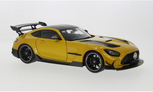 Modelauto Mercedes AMG GT Black Series metallic geel 2021 1/18 Minichamps