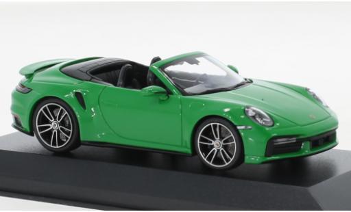 Modelauto Porsche 911 Turbo s cabriolet groen 2020 1/43 Minichamps