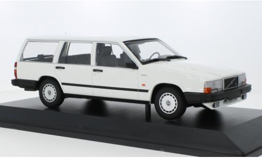 Modelauto Volvo 740 GL Stationwagen wit 1986 1/87 Minichamps