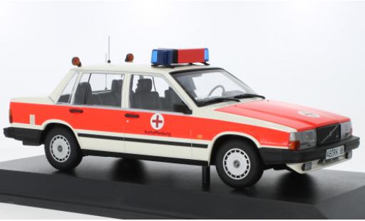Modelauto Volvo 740 GL DRK Aschaffenburg 1986 1/18 Minichamps