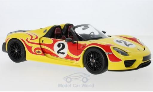 Modelauto Porsche 918 Weissach Package Spyder geel/rood - No.2 2015 1/18 Minichamps