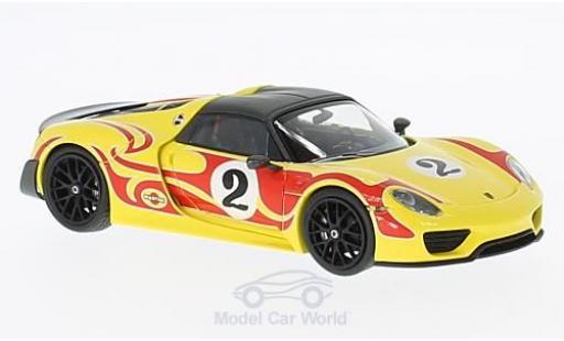 Modelauto Porsche 918 Weissach Package Spyder geel/rood 2015 Kyalami Racing Design 1/43 Minichamps