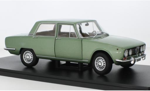 Modelauto Alfa Romeo 1750 berlina metallic groen 1968 1/18 Mitica