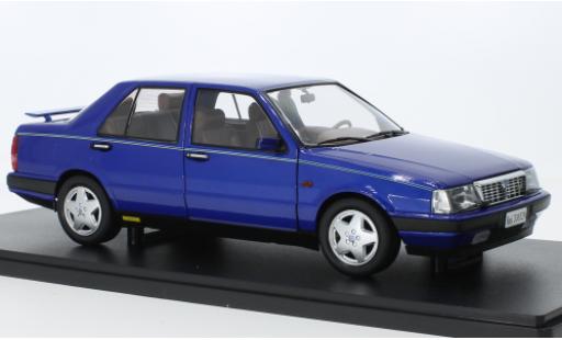 Modelauto Lancia Thema 8.32 Ferrari 1S metallic blauw 1986 1/18 Mitica