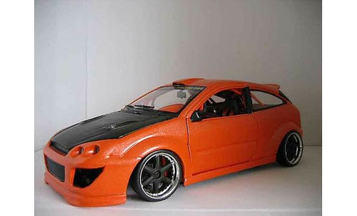Ford Focus RS 1/18 Hot Wheels tuning modelauto