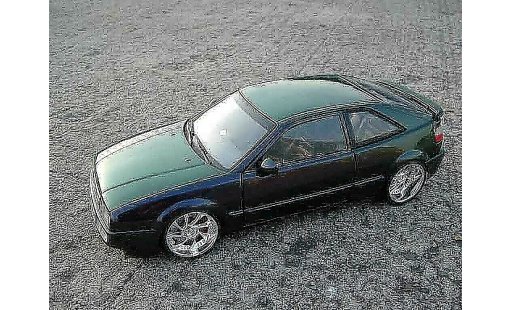 Volkswagen Corrado VR6 1/18 Revell groen cameleon modelauto